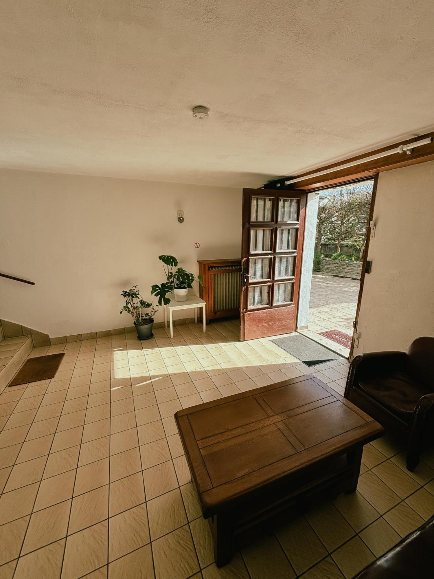 Duplex Avec Jardin - Proche Paris - Disneyland - Rer - Noisy-le-Grand Luaran gambar
