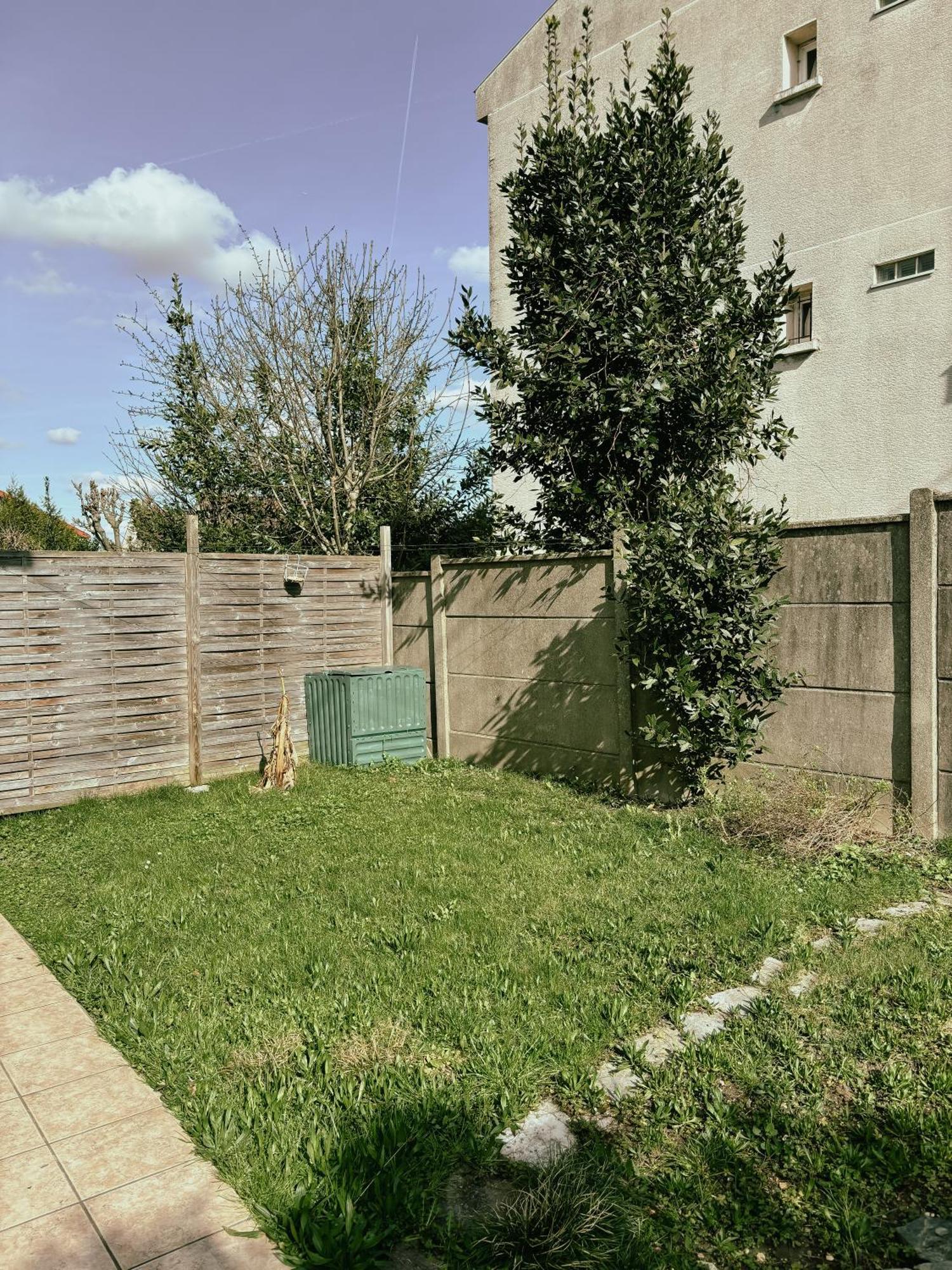 Duplex Avec Jardin - Proche Paris - Disneyland - Rer - Noisy-le-Grand Luaran gambar